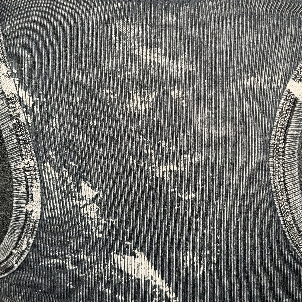 Sleeveless Butterfly Print Top - Picture 5 of 5